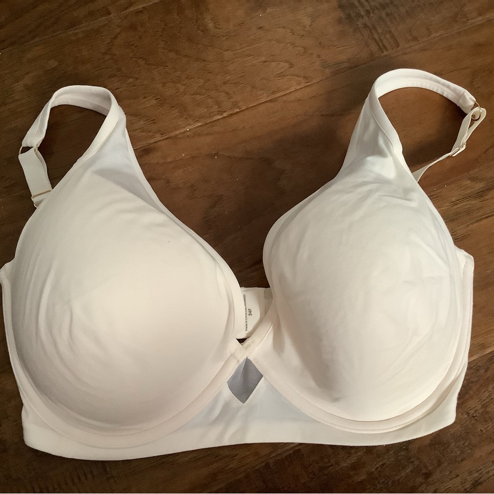 Third Love 24/7 Cotton Plunge Bra.  Ivory. Size 34F
